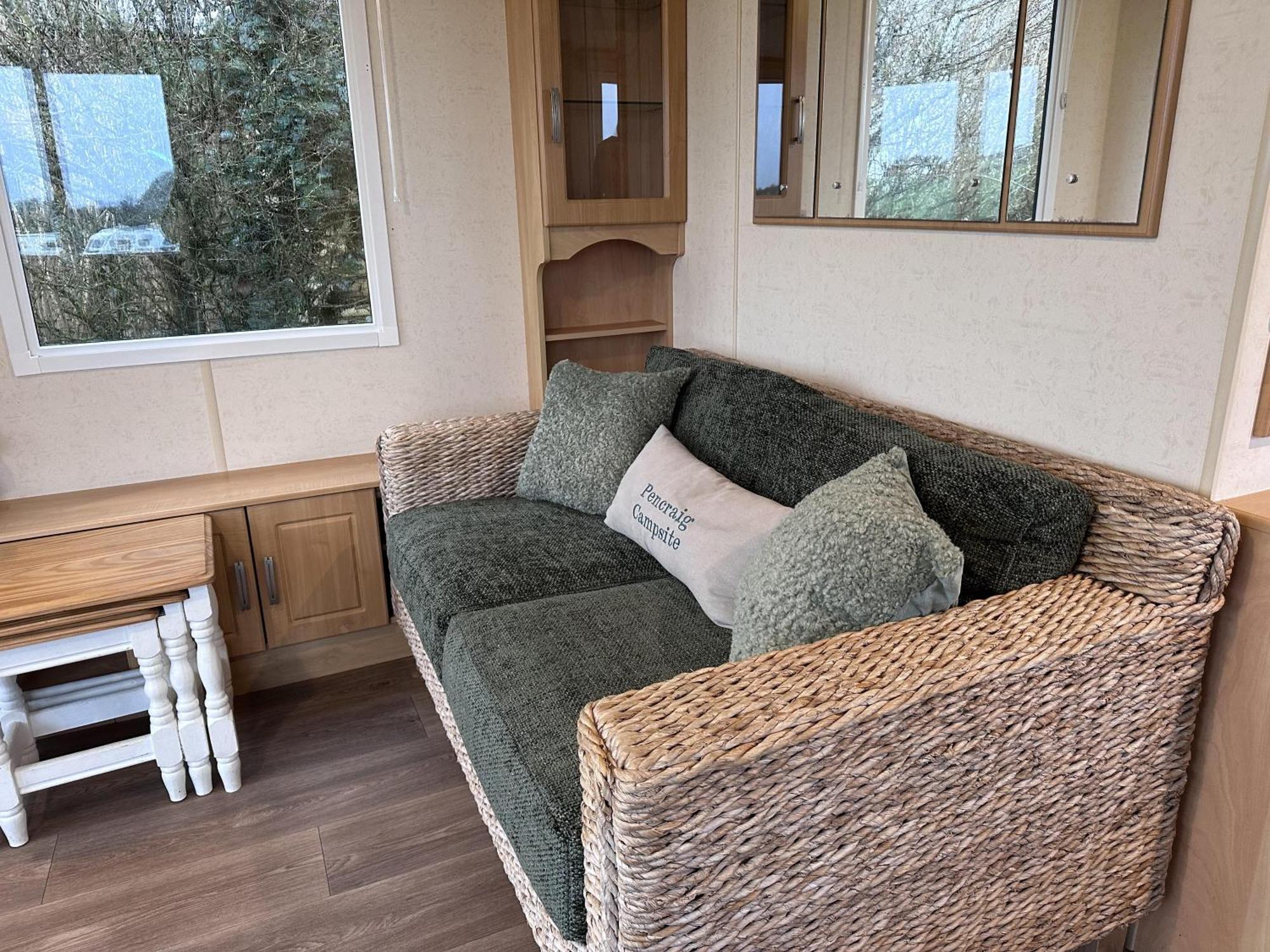 Captivating 2-Bed Static Caravan In Holyhead Llanfachraeth Extérieur photo